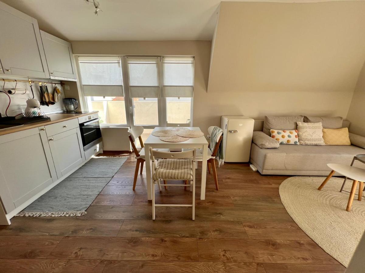 Dockview Atelier Apartment Burgas Bagian luar foto