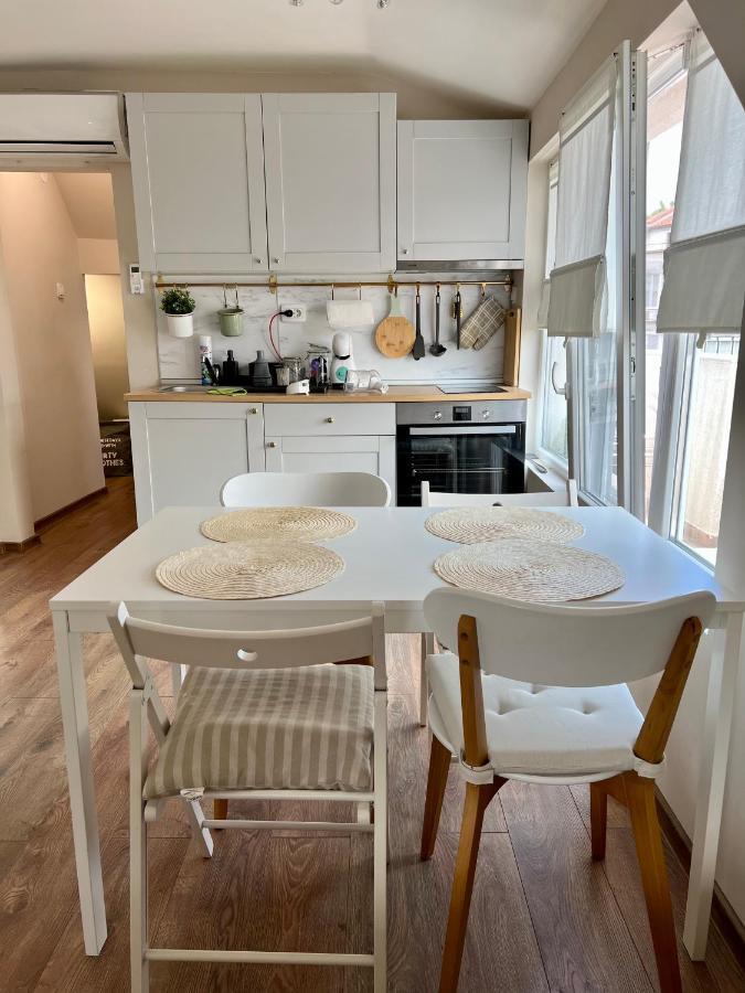 Dockview Atelier Apartment Burgas Bagian luar foto